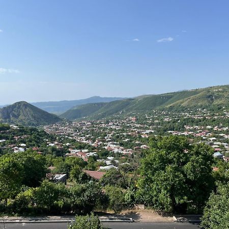 Green House Hotel Goris Exterior photo