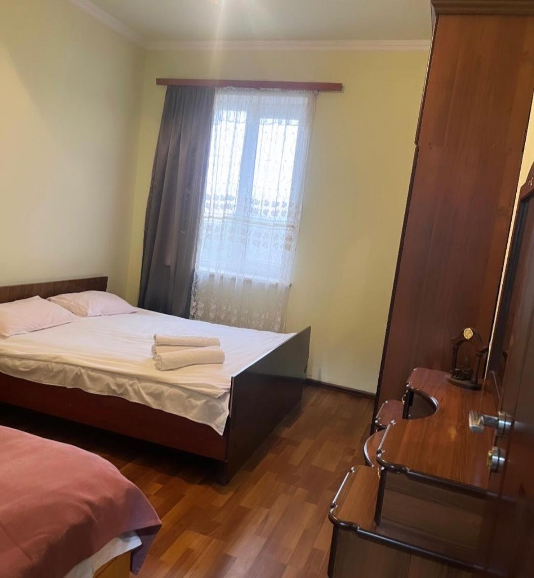 Green House Hotel Goris Room photo